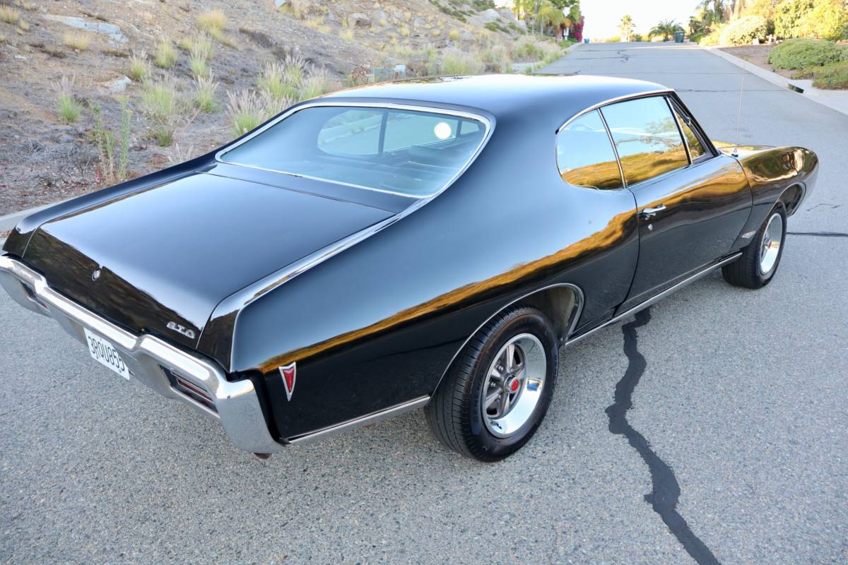 Pontiac-gto-1968-6