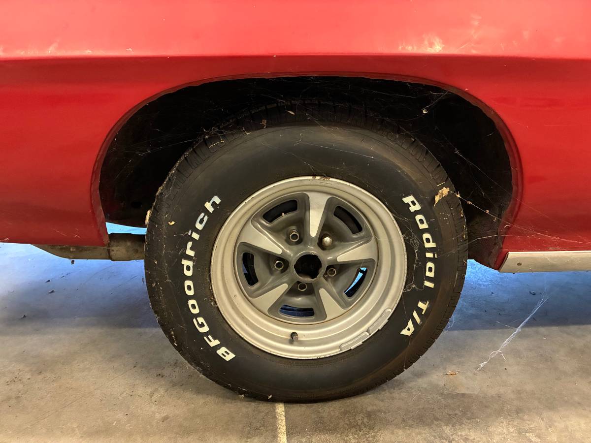 Pontiac-gto-1970-red-21