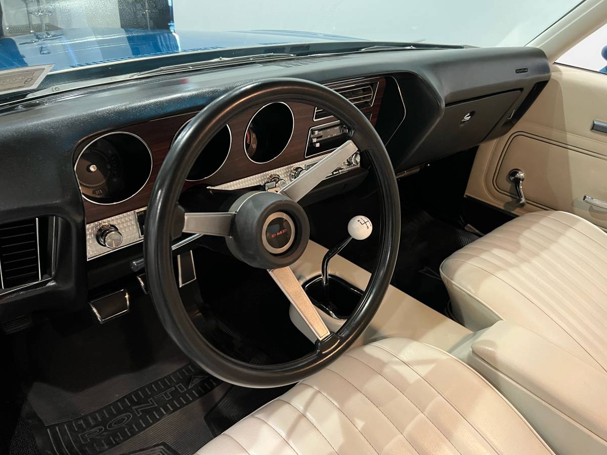 Pontiac-gto-1972-blue-12