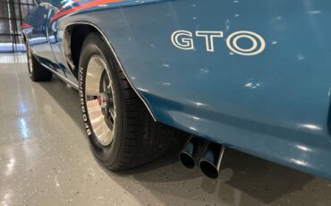 Pontiac-gto-1972-blue-14