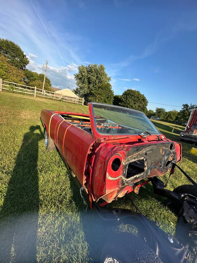 Pontiac-gto-convertible-1967-red-22
