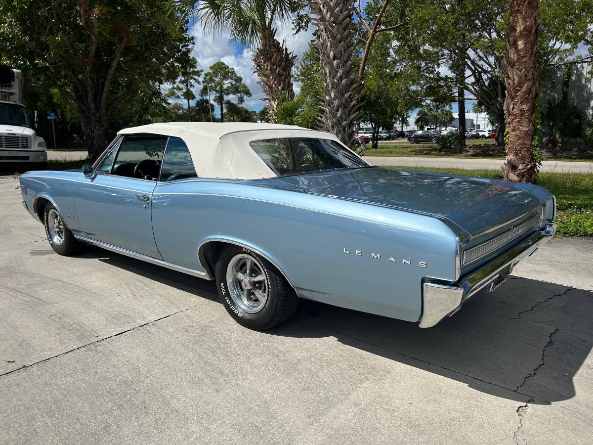 Pontiac-lemans-1966-blue-1