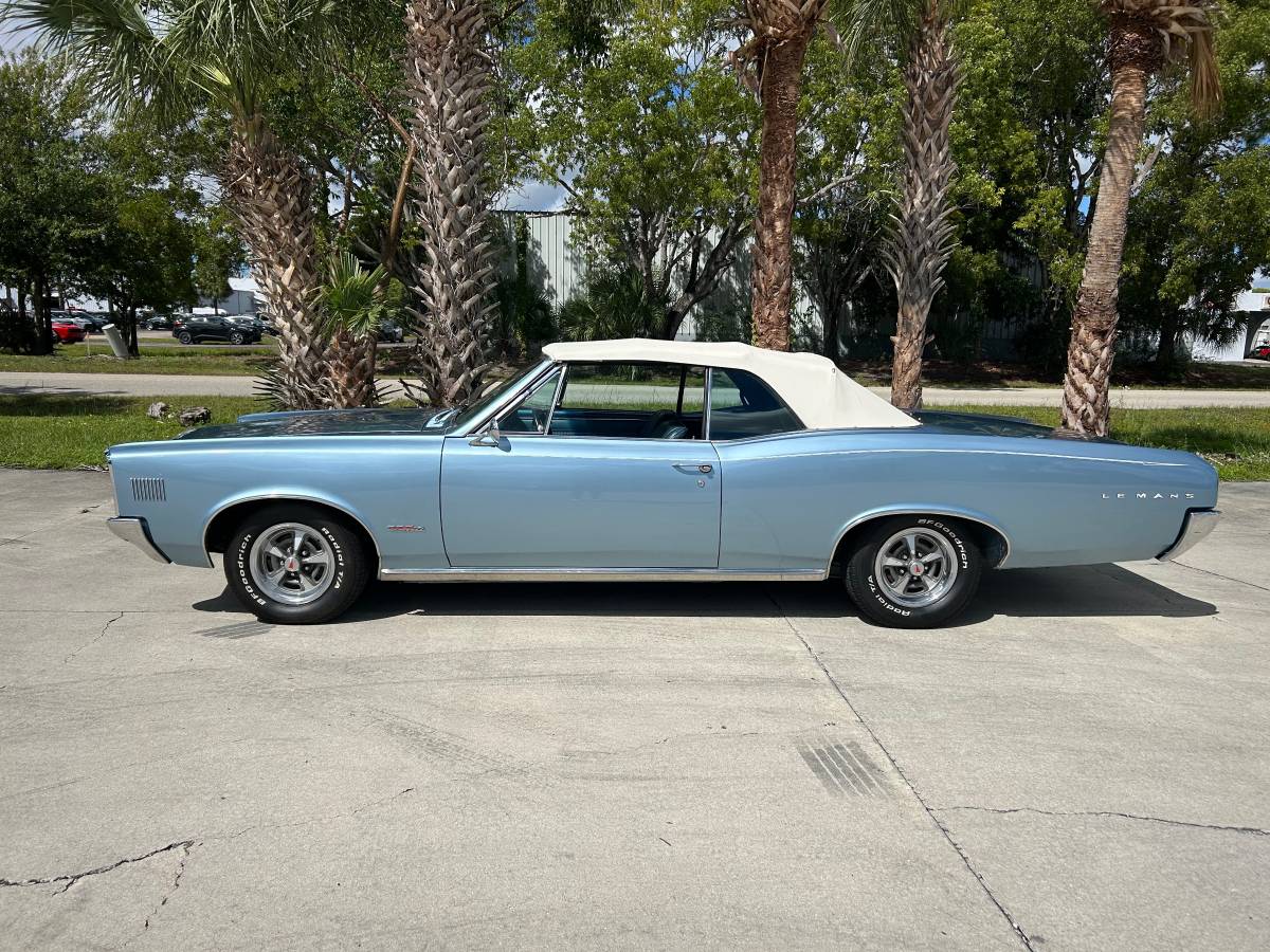 Pontiac-lemans-1966-blue-3