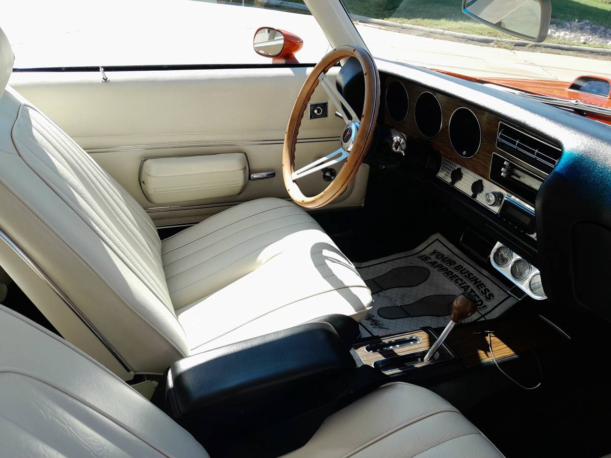 Pontiac-lemans-1972-5