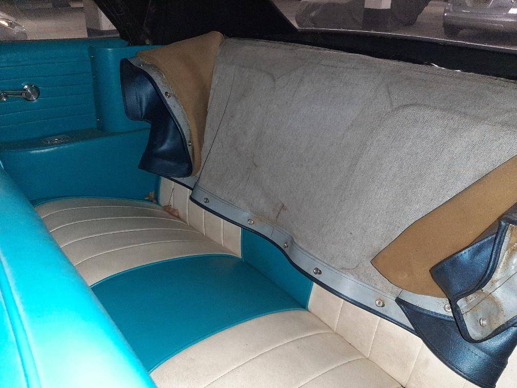 Pontiac-parisienne-1964-blue-6
