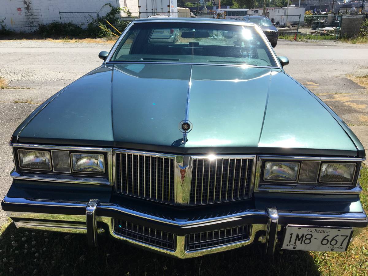 Pontiac-parisienne-1981-green-1