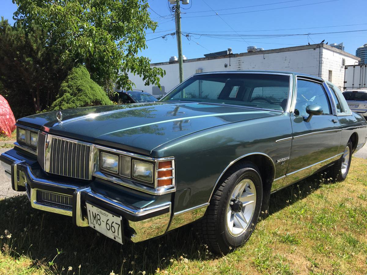 Pontiac-parisienne-1981-green