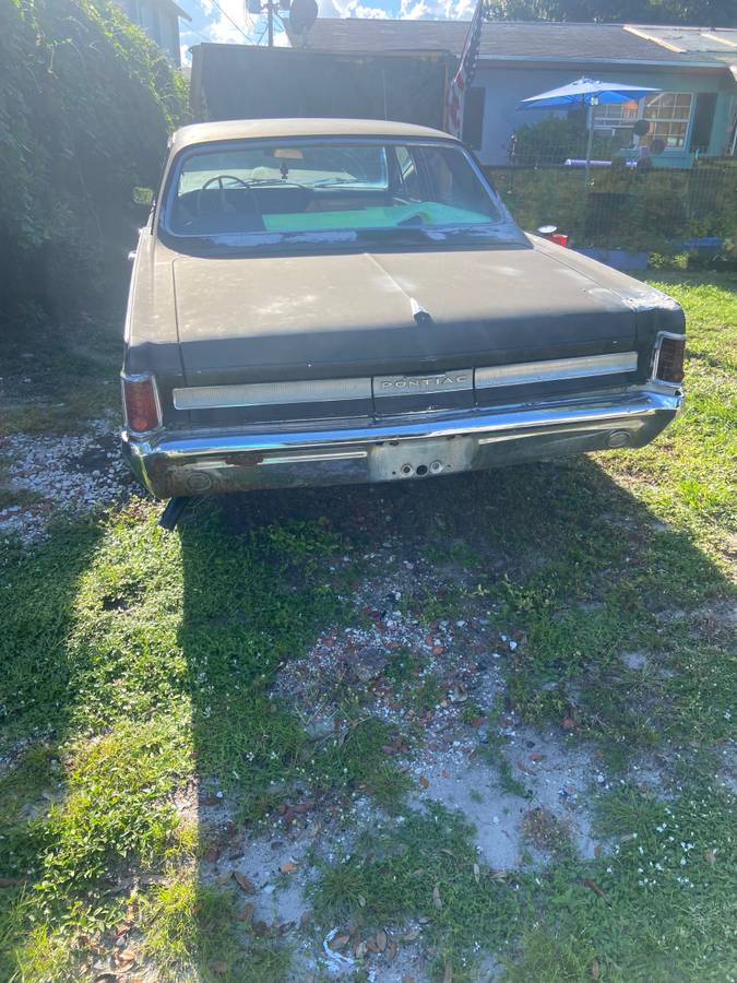 Pontiac-tempest-1964-3