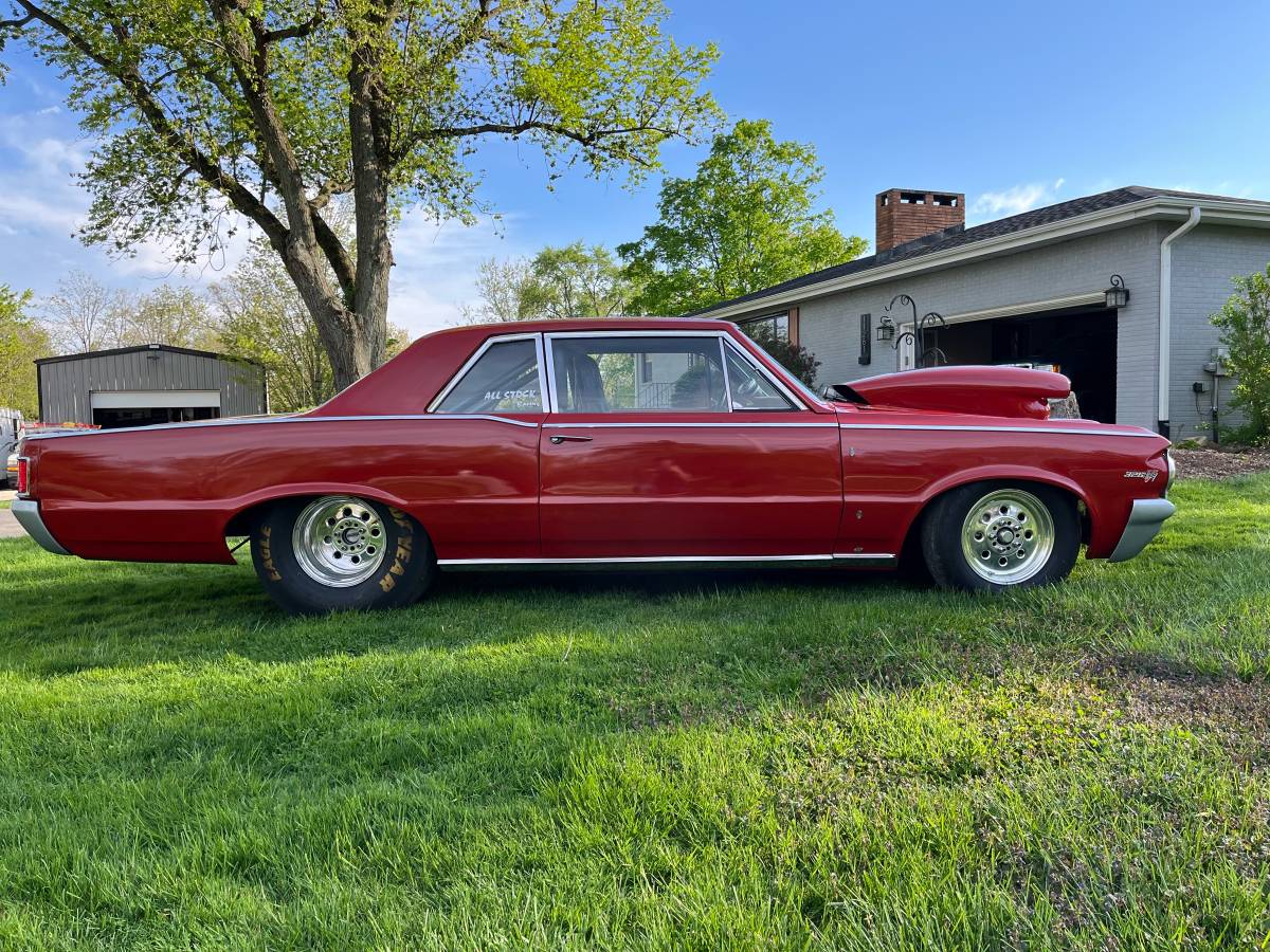 Pontiac-tempest-1964-red-1