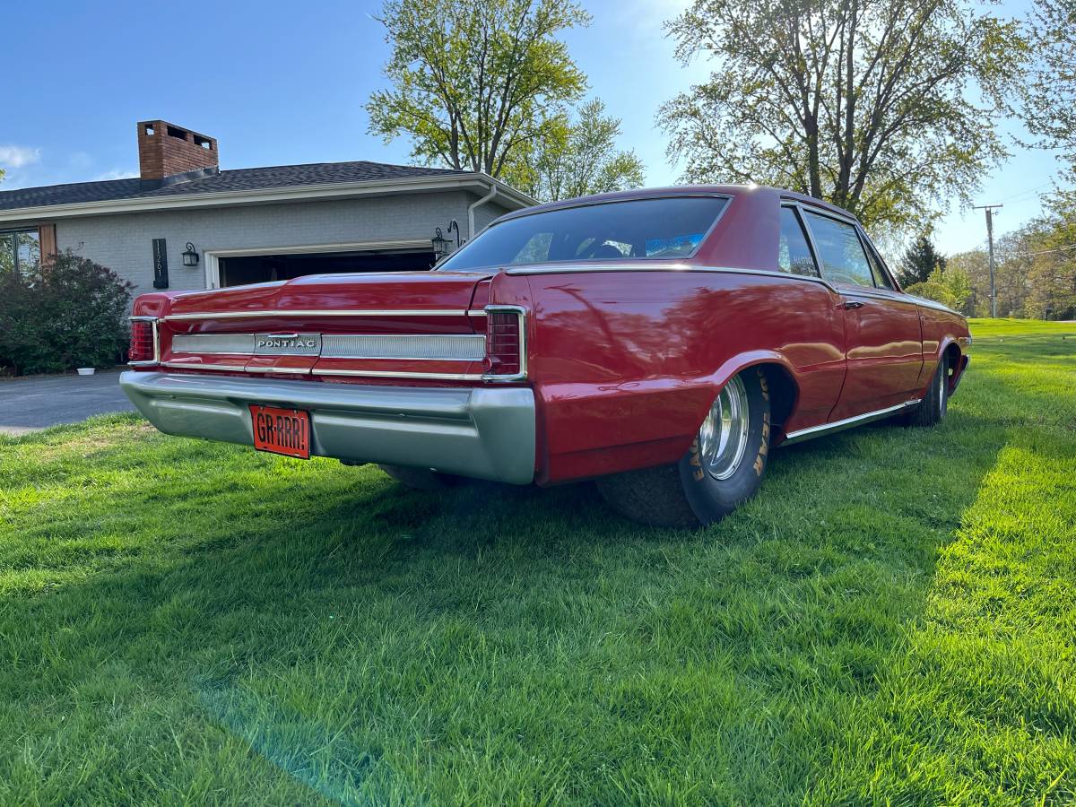 Pontiac-tempest-1964-red-3