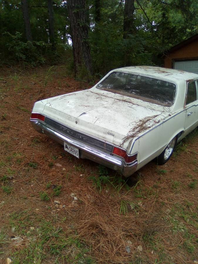 Pontiac-tempest-1965-white-2