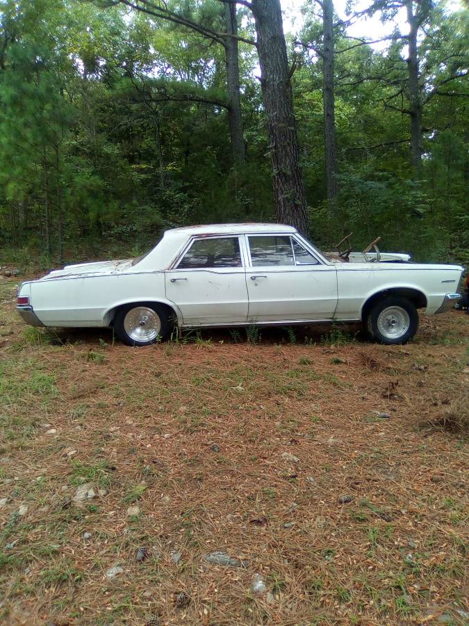 Pontiac-tempest-1965-white