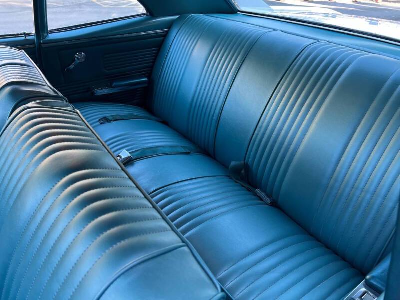 Pontiac-tempest-1967-white-11
