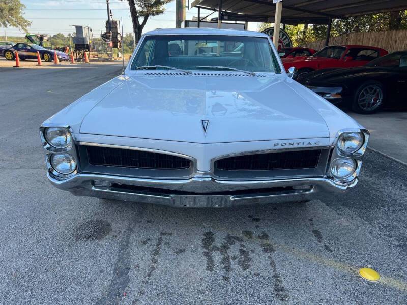 Pontiac-tempest-1967-white-3