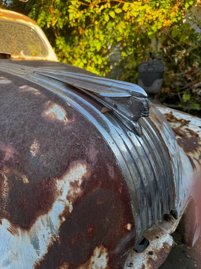 Pontiac-torpedo-1946-5