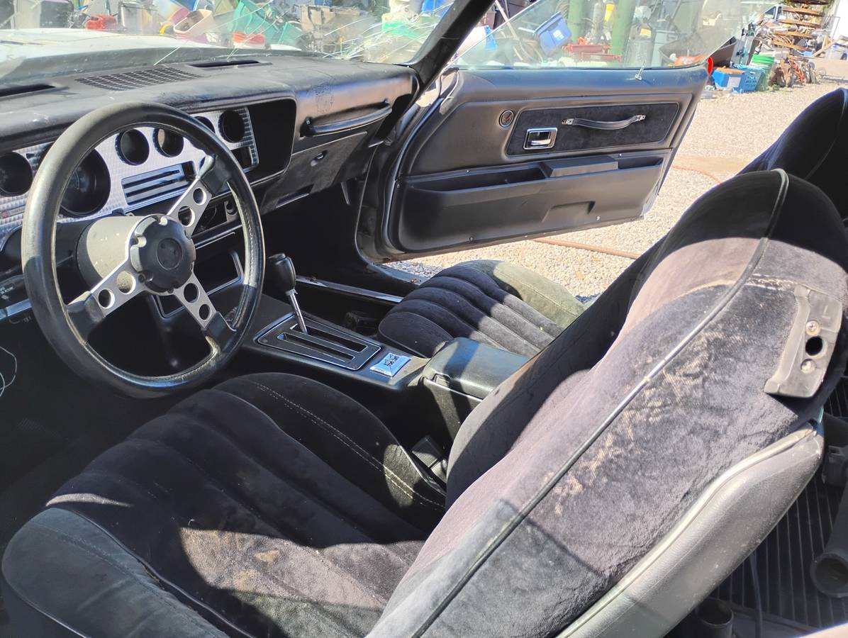 Pontiac-trans-am-1977-22
