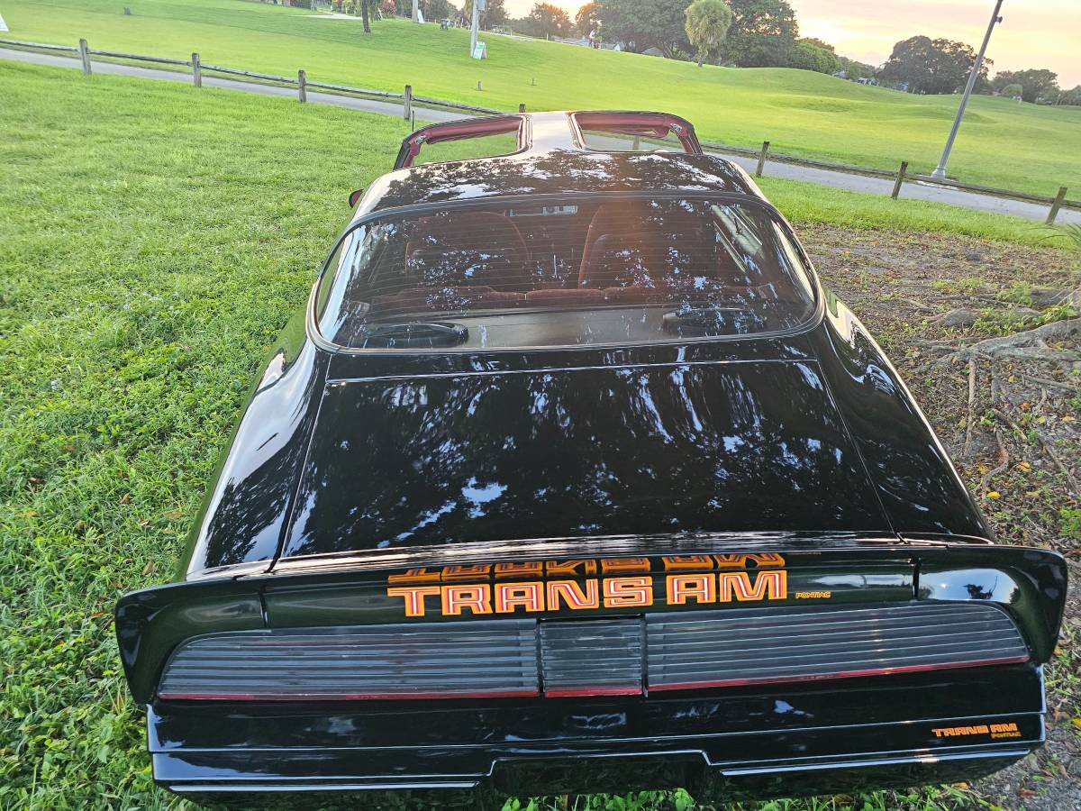 Pontiac-trans-am-1979-2