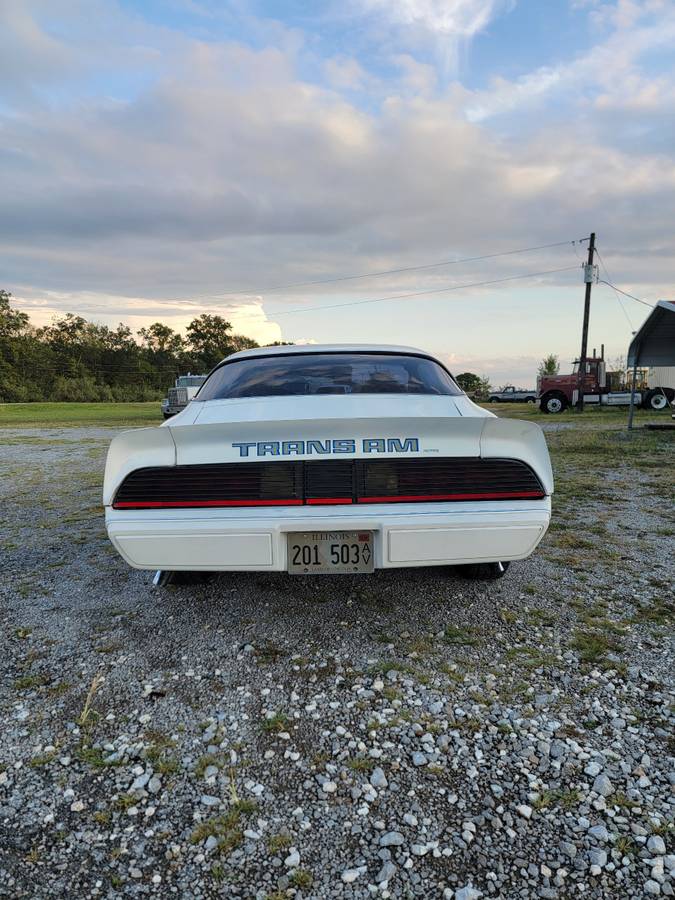 Pontiac-trans-am-1979-white-10