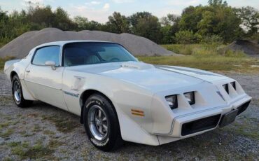 Pontiac-trans-am-1979-white-5