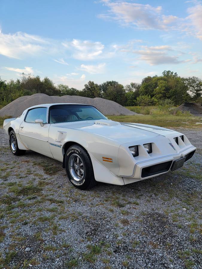 Pontiac-trans-am-1979-white-5