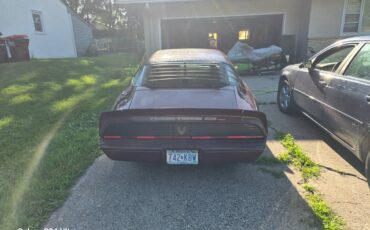 Pontiac-trans-am-1981-custom-7