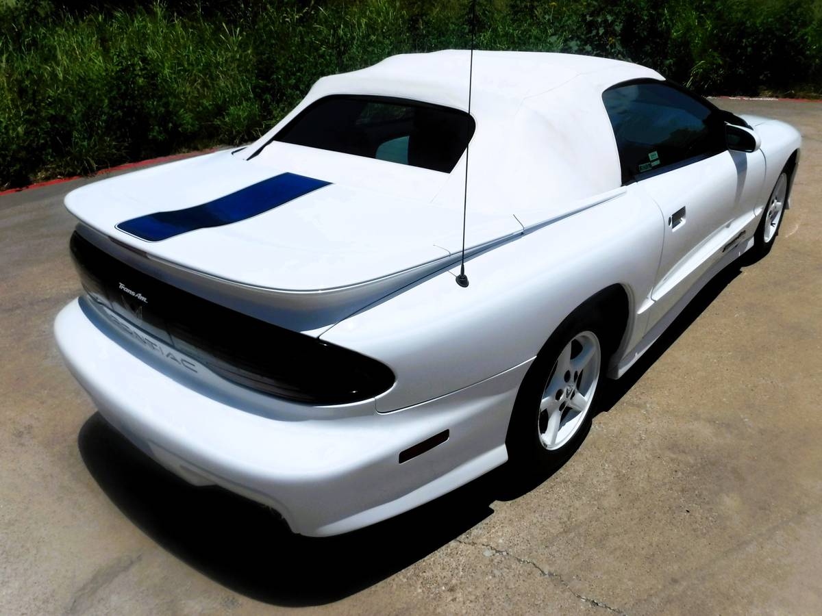 Pontiac-trans-am-covertible-1994-white-2