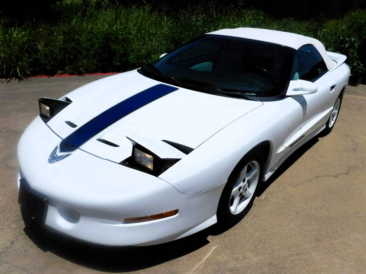Pontiac-trans-am-covertible-1994-white-7