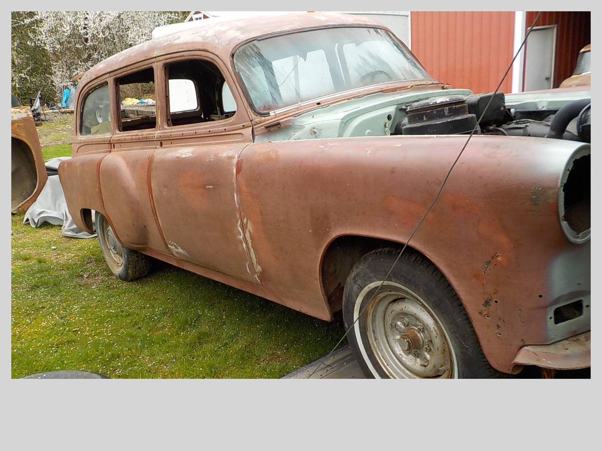 Pontiac-wagon-1953-green