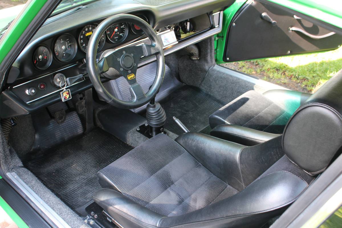 Porsche-1970-green-13