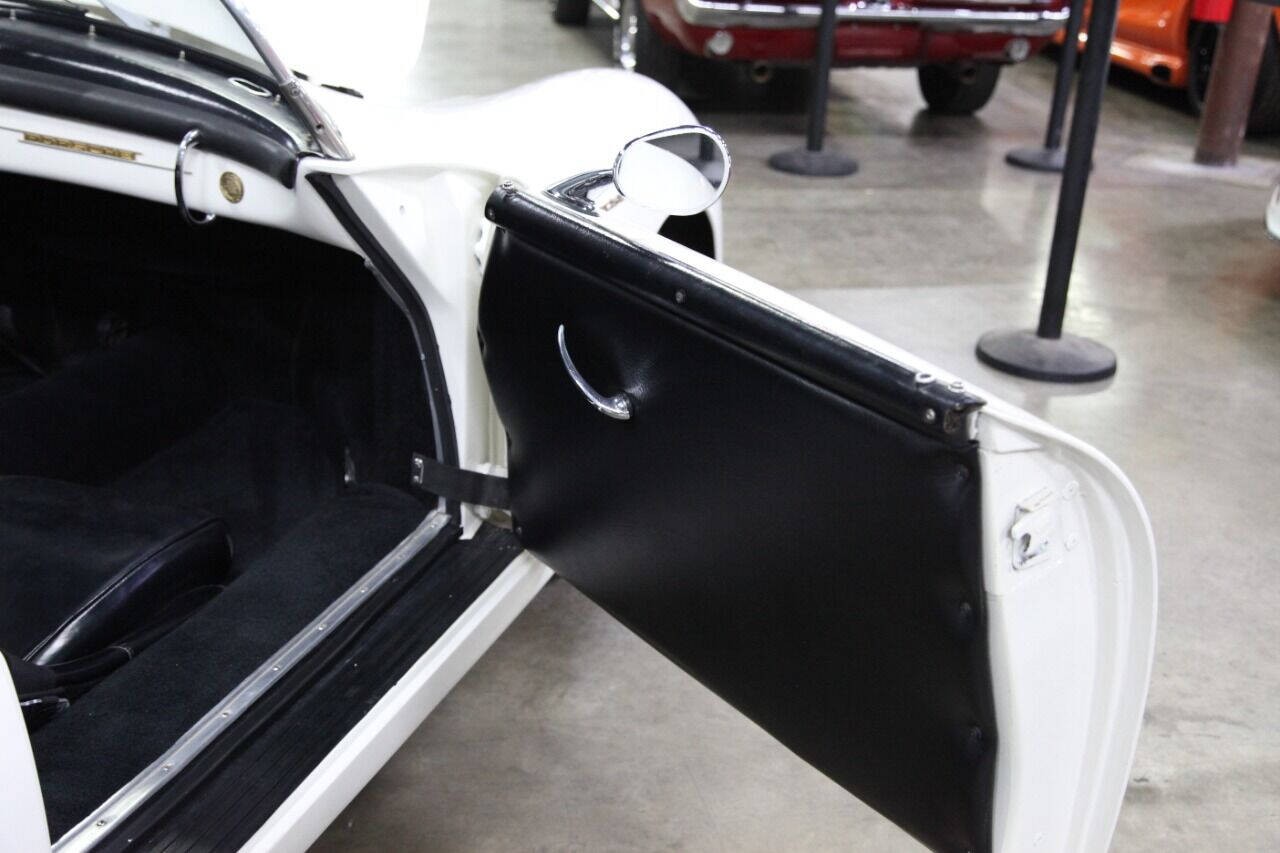 Porsche-356-1978-Convertible-18