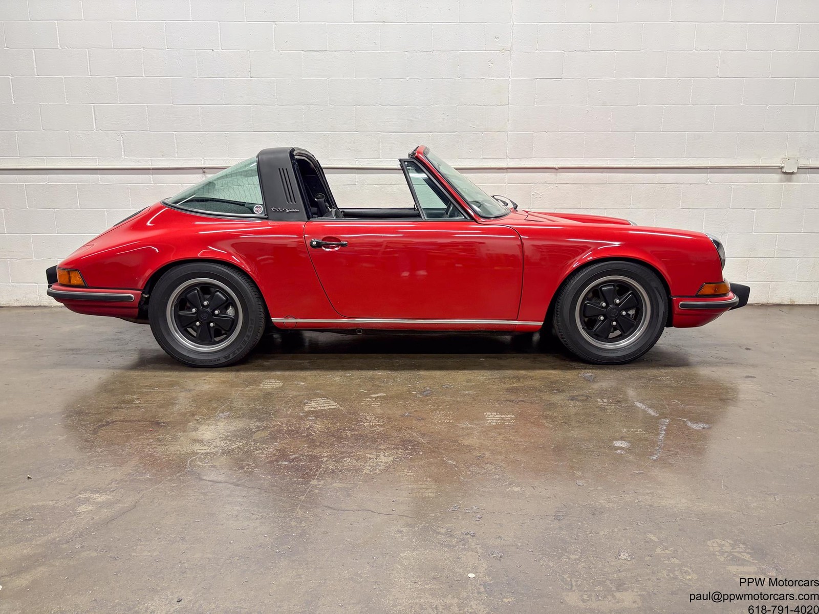 Porsche-911-1973-Targa-12