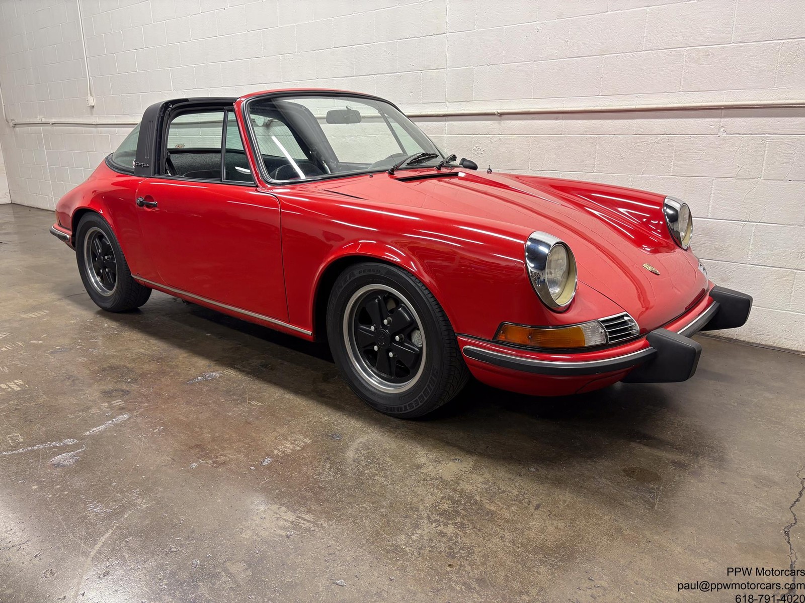 Porsche-911-1973-Targa-13
