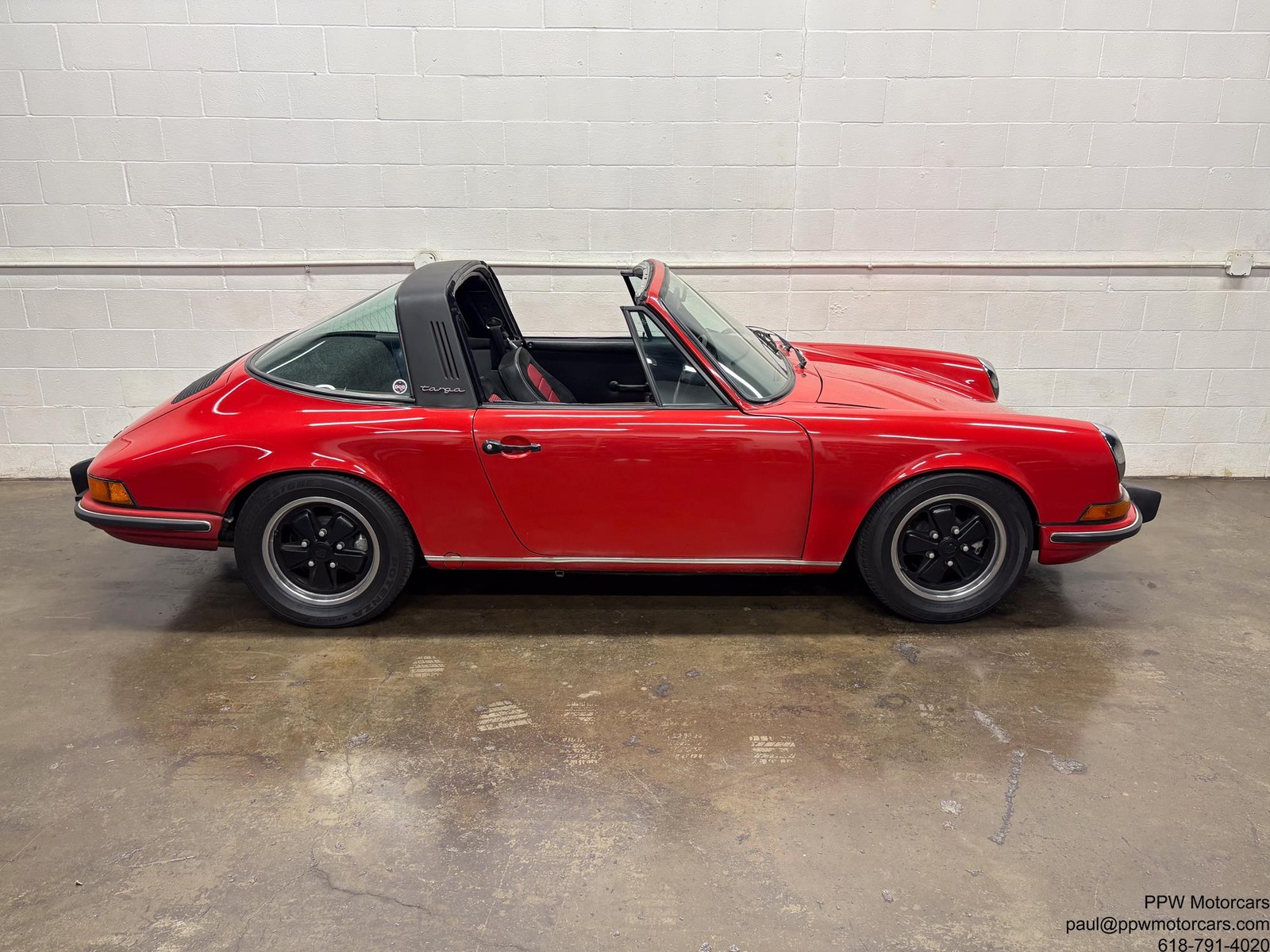 Porsche-911-1973-Targa-15