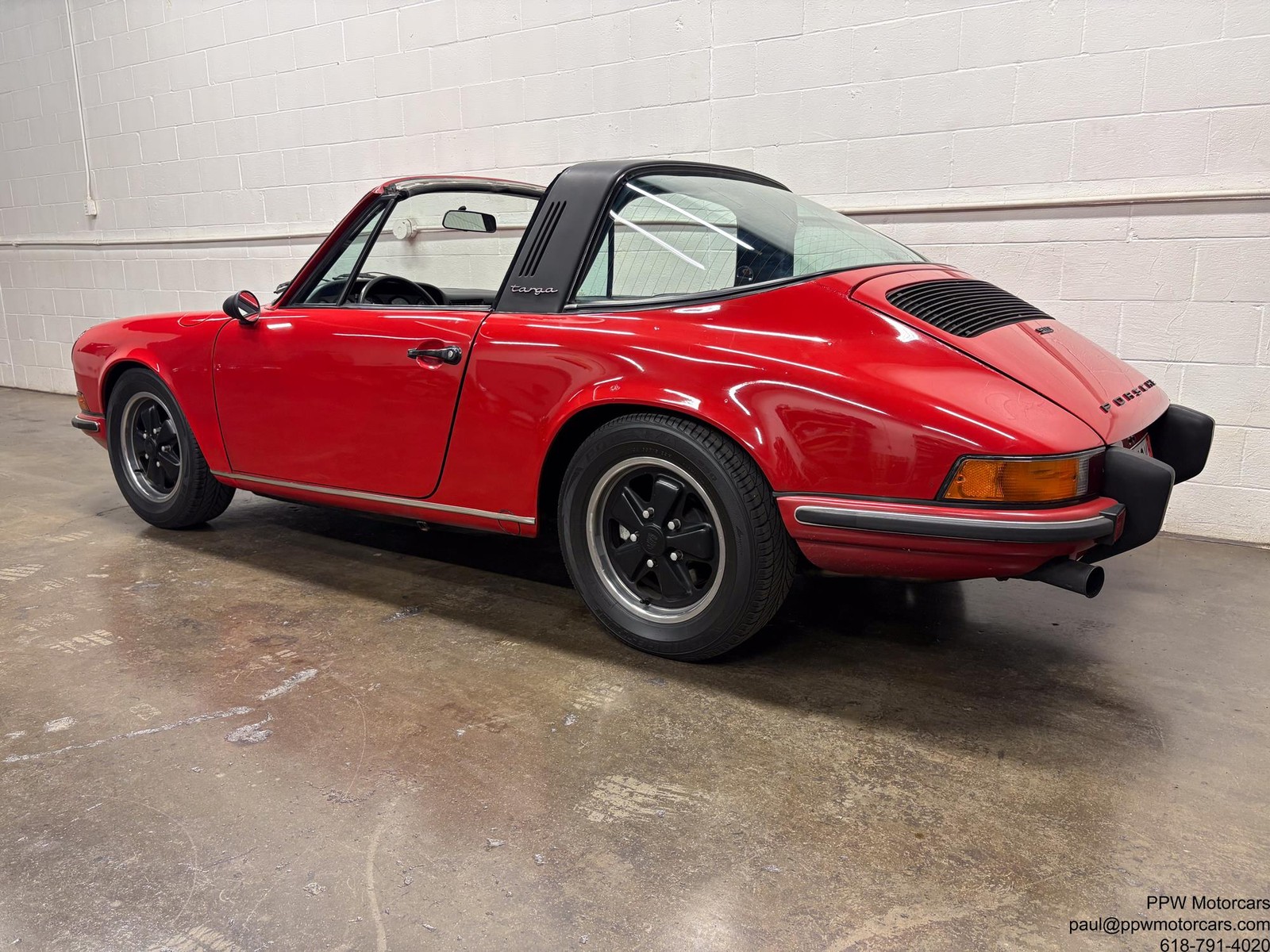 Porsche-911-1973-Targa-2