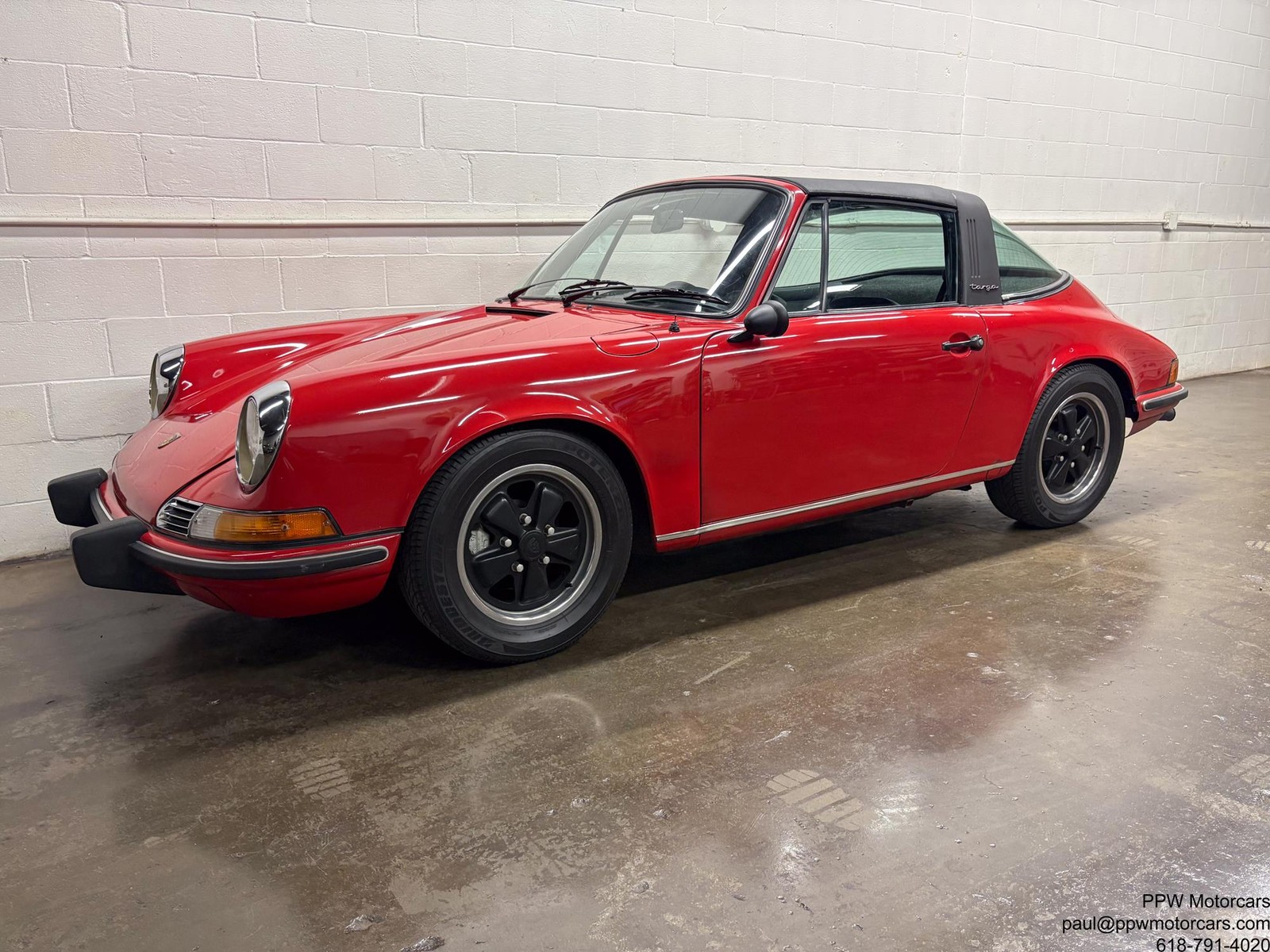 Porsche-911-1973-Targa-7