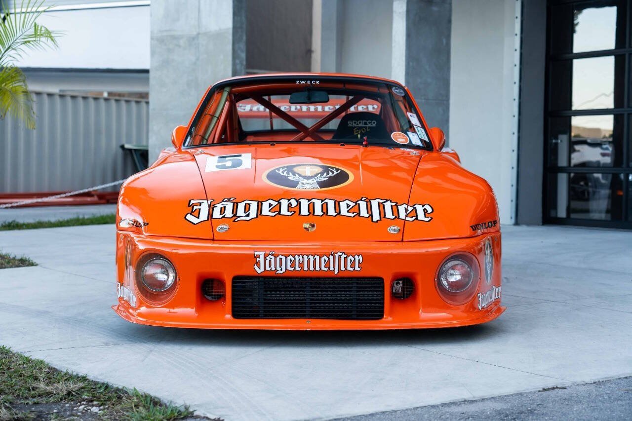 Porsche-911-1974-Coupe-10