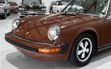 Porsche-911-1974-Coupe-12