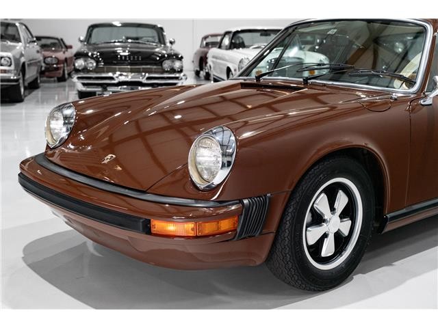 Porsche-911-1974-Coupe-12