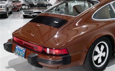 Porsche-911-1974-Coupe-13