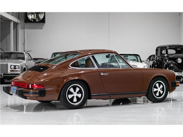 Porsche-911-1974-Coupe-4