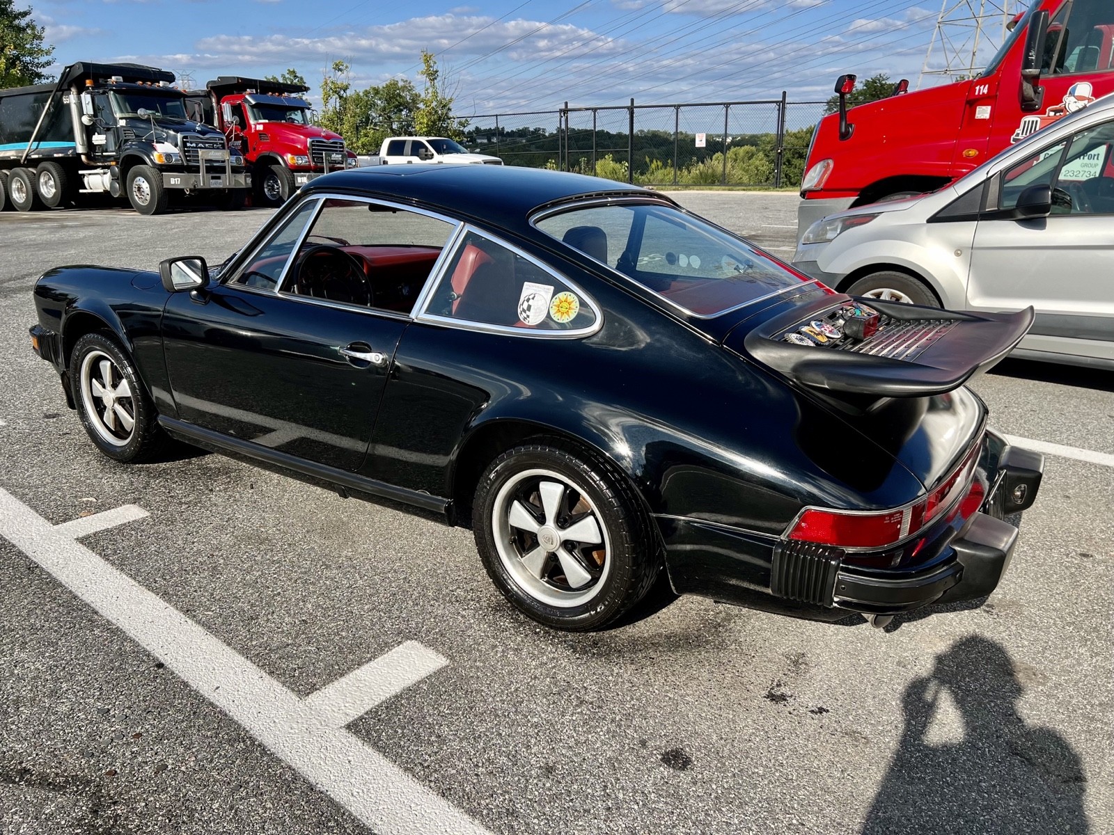 Porsche-911-1976-2