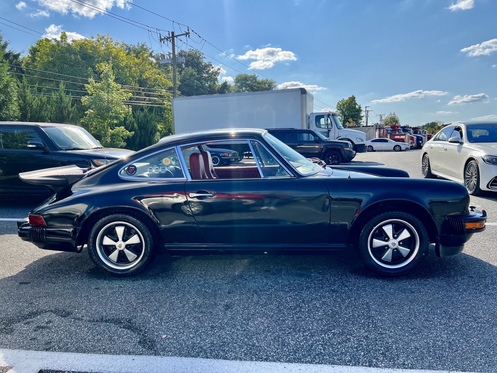 Porsche-911-1976-5