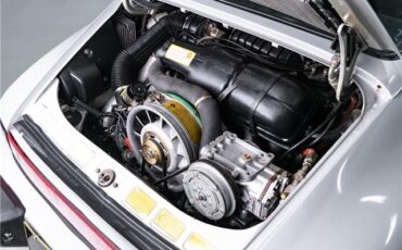 Porsche-911-1976-Coupe-21