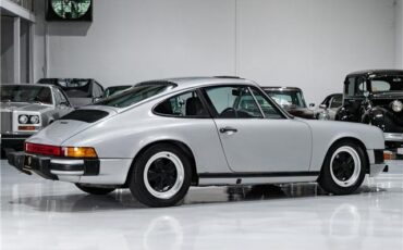 Porsche-911-1976-Coupe-4