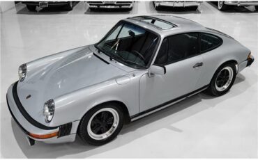 Porsche-911-1976-Coupe-8