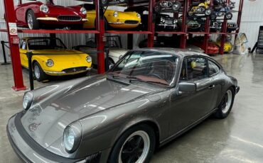 Porsche-911-1982-Coupe-1