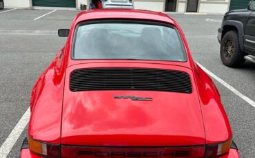 Porsche-911-1982-Coupe-11