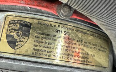 Porsche-911-1982-Coupe-17