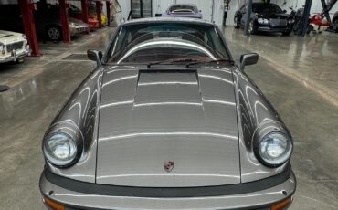 Porsche-911-1982-Coupe-2