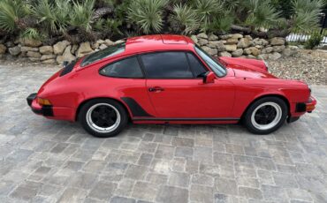 Porsche-911-1982-Coupe